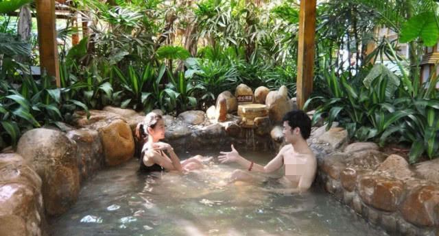 我国游客去日本泡温泉,看到这4条规定怒了,网