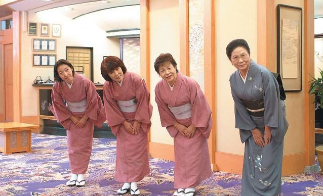 我国游客去日本泡温泉,看到这4条规定怒了,网