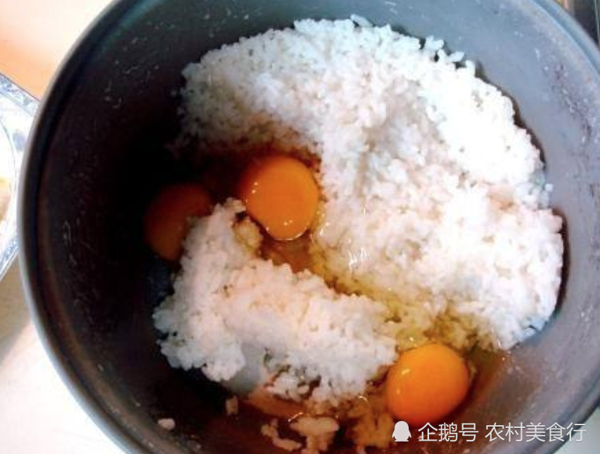 日本人吃米饭,韩国人吃米饭,中国人吃米饭,差距