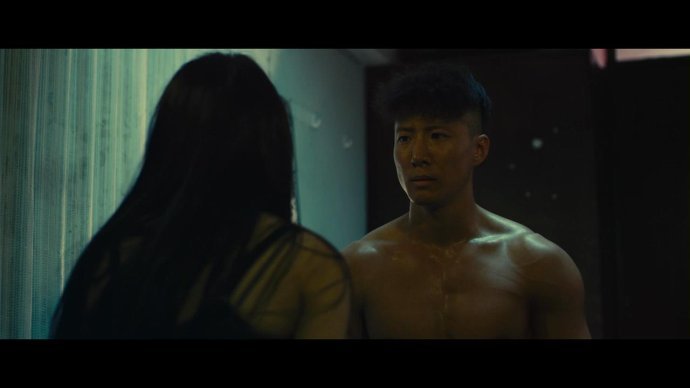 他是功夫巨星之子，无奈成龙都捧不红他，出演烂片观众拒绝买单