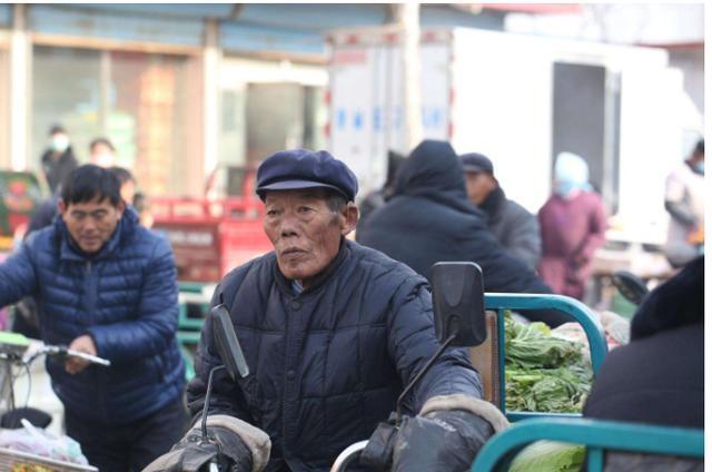 70岁城里老人和农村老人生活有哪些差距?看完莫名心酸