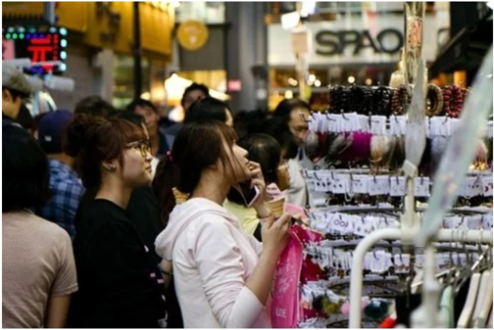 女网店主被罚550万 重判十年 代购之路被堵死