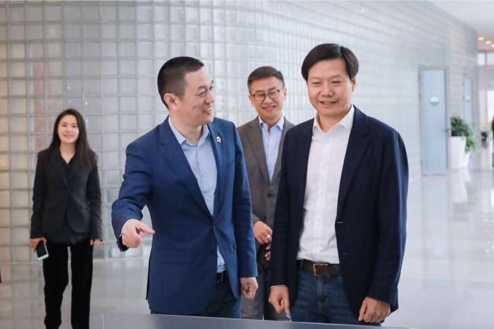 5e老总是谁_我是谁我在哪图片(3)