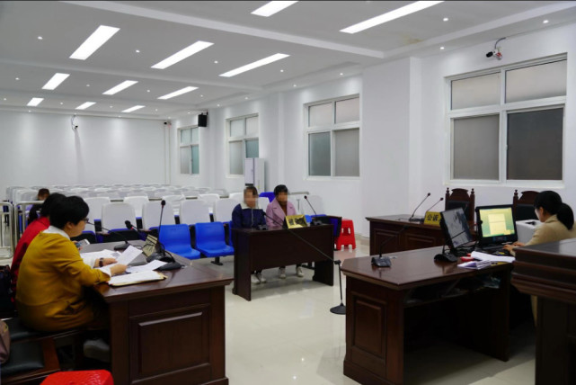 信阳两人护士资格考试替考当场被揭穿 双双获刑
