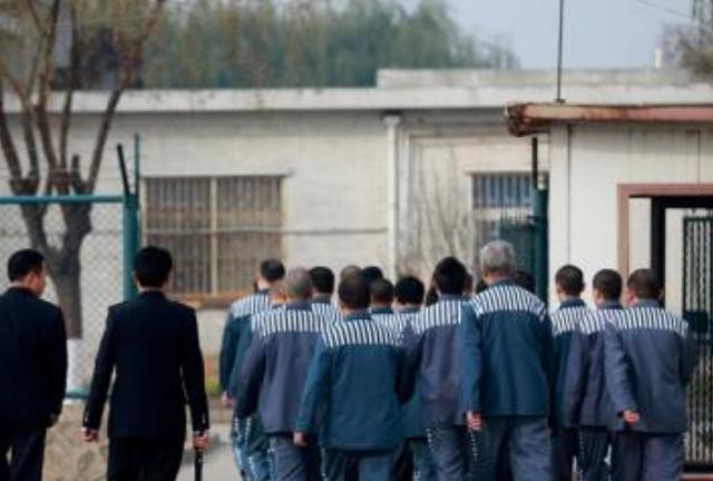 服刑20年,出狱后是什么感觉?无期徒刑犯人说出这样的