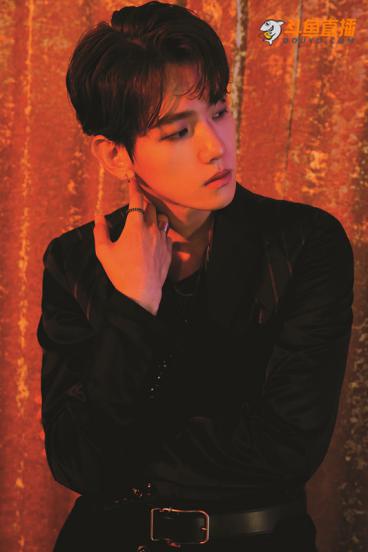 与偶像开黑 斗鱼TVS.M.超级明星联赛等你来战