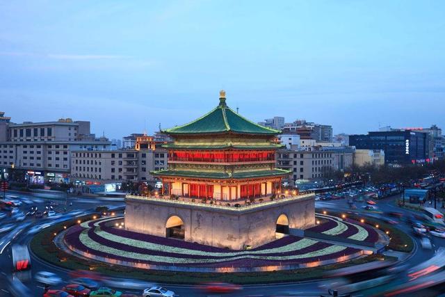 我国两大网红城市,成都比西安强一倍,原因是什