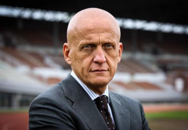 专访FIFA裁判委员会主席科里纳:没有VAR,足球