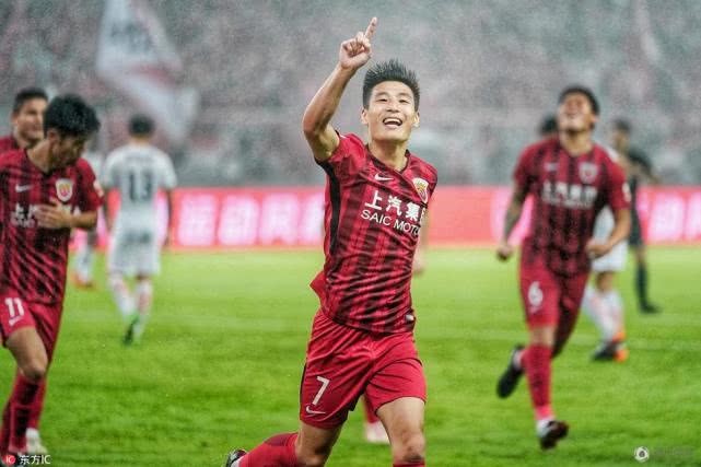 上港心愿一桩接一桩 武磊离俱乐部全满贯还差