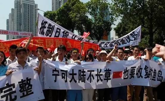 为什么中国人讨厌日本,却爱去日本旅游?