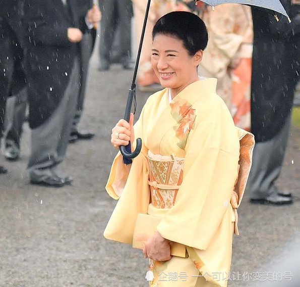 日本平成最后的游园会,雅子妃和服亮相,15年来首次坚持到底