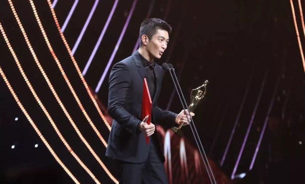 第34届百花奖,吴京夺下影帝,周冬雨马思纯争影