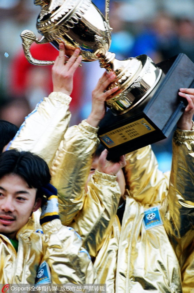 对话邓乐军:足协杯决赛主场最好2-0赢鲁能 国足是社会问题