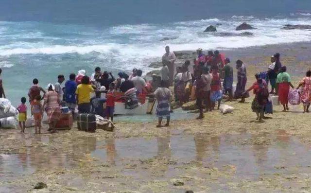 这个小岛国坐落于太平洋上,靠鸟粪赚钱,发展得