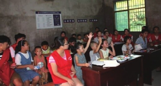 湖南职校贫困毕业生就业率超96% 贫困生100%