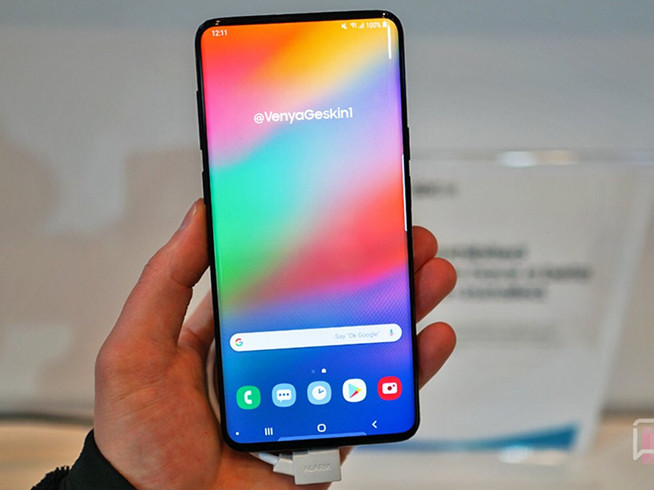 三星Galaxy S10概念图:正面没开孔 屏下镜头有