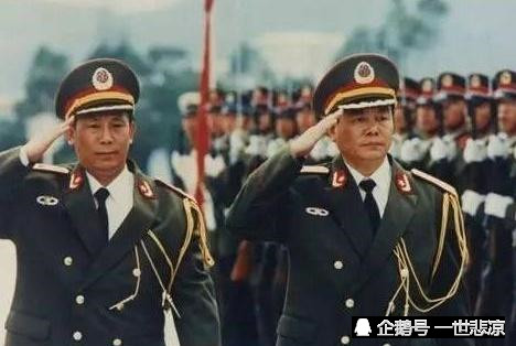 他是驻港部队首任政委,7年时间少将升中将,和夫人分居
