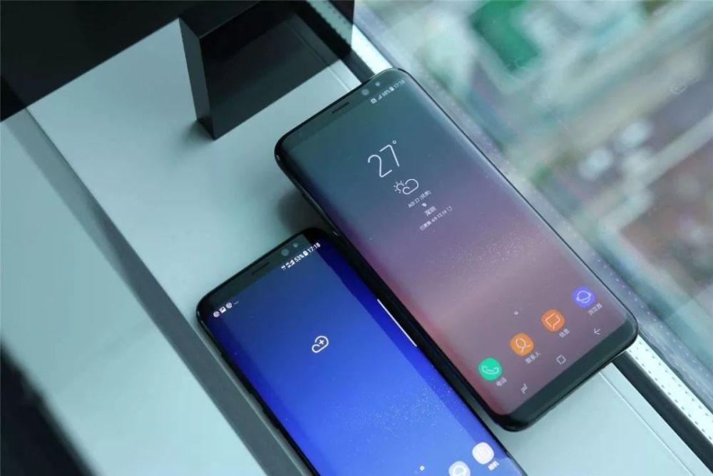 售价1万2的折叠屏手机 ,能不能拯救正在变凉的