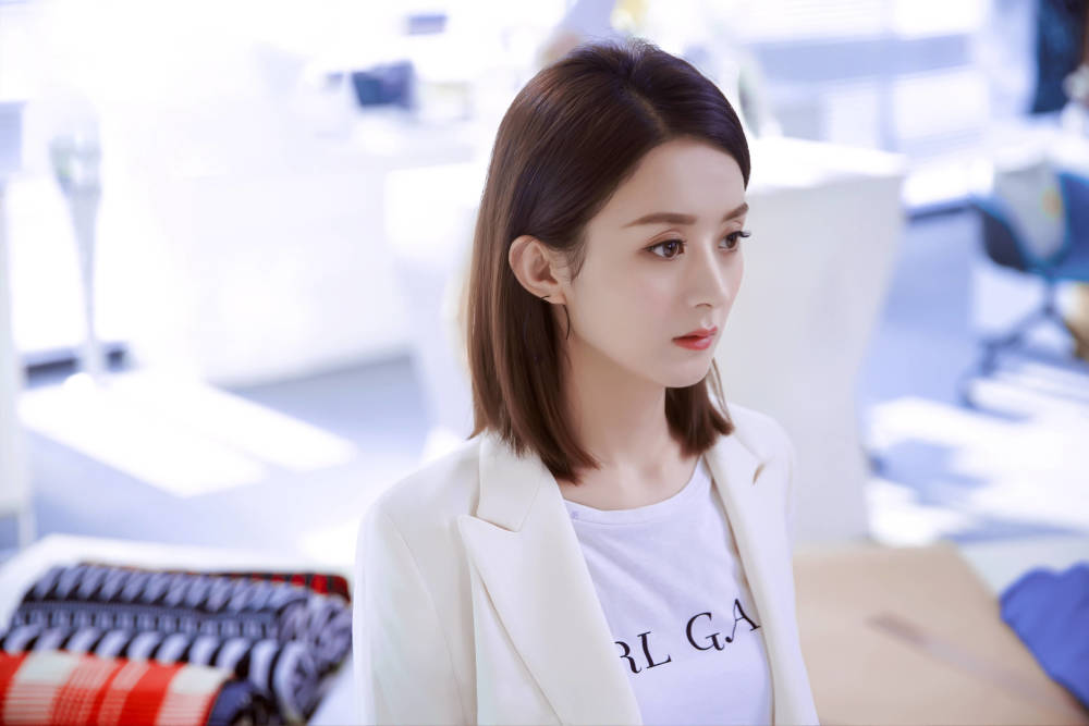 《你和我的倾城时光》首播收视爆发,赵丽颖金