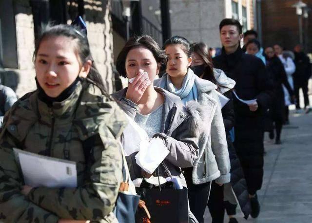 最好考公务员的5个大学专业,招收岗位人数多,