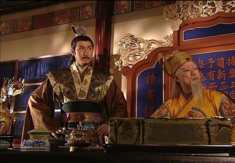历史悬案,建文帝去了哪儿?福建现明朝五爪金龙袈裟意味着什么?
