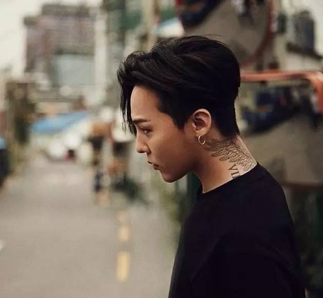 最受妹子欢迎的男生发型 手把手教你剪