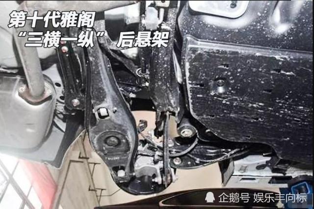 修车厂偶遇事故十代雅阁,拆开底盘后,车主:难怪卖不动