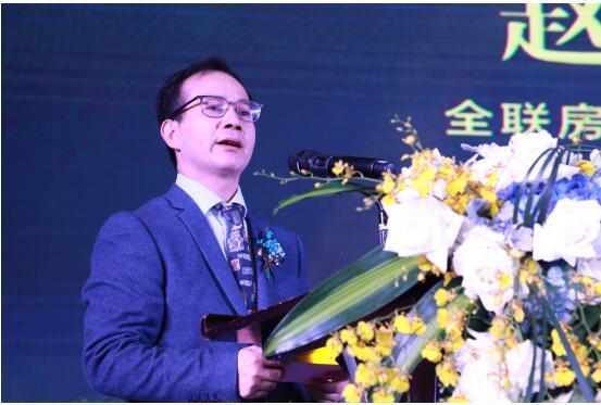 湖南省工商联党组成员,副主席吴曙光