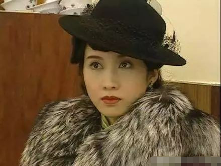 从落难公主到豪门阔太,黎姿的幸与不幸