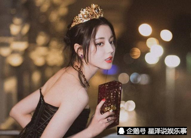 热巴又晒童年照,当初大眼睛的小正妹,现在成为了"金鹰女神"!