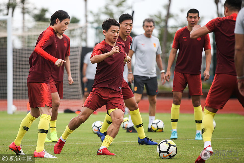 国足集训队员身体状况良好 只有范晓冬因伤进