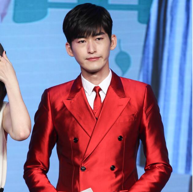 娱乐午报:张翰想和娜扎结婚