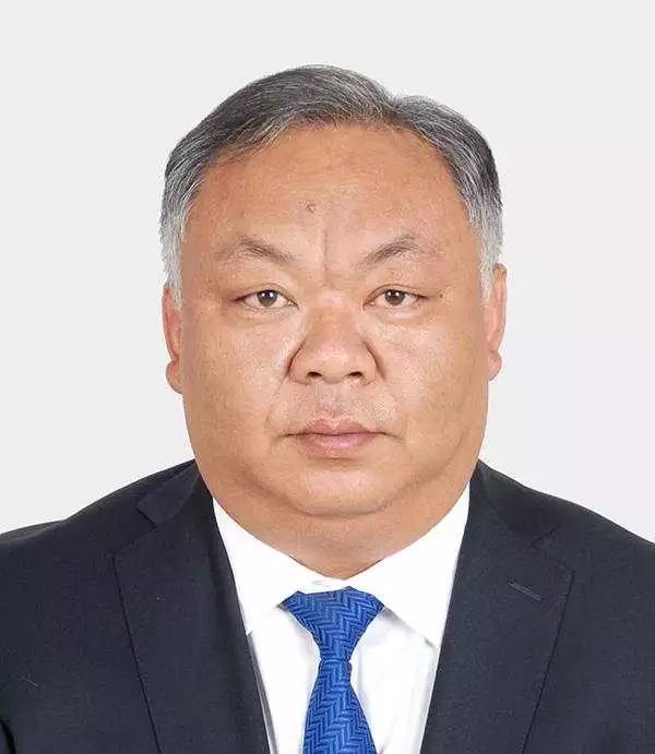 80后白发干部李忠凯已获晋升 公示期间未接