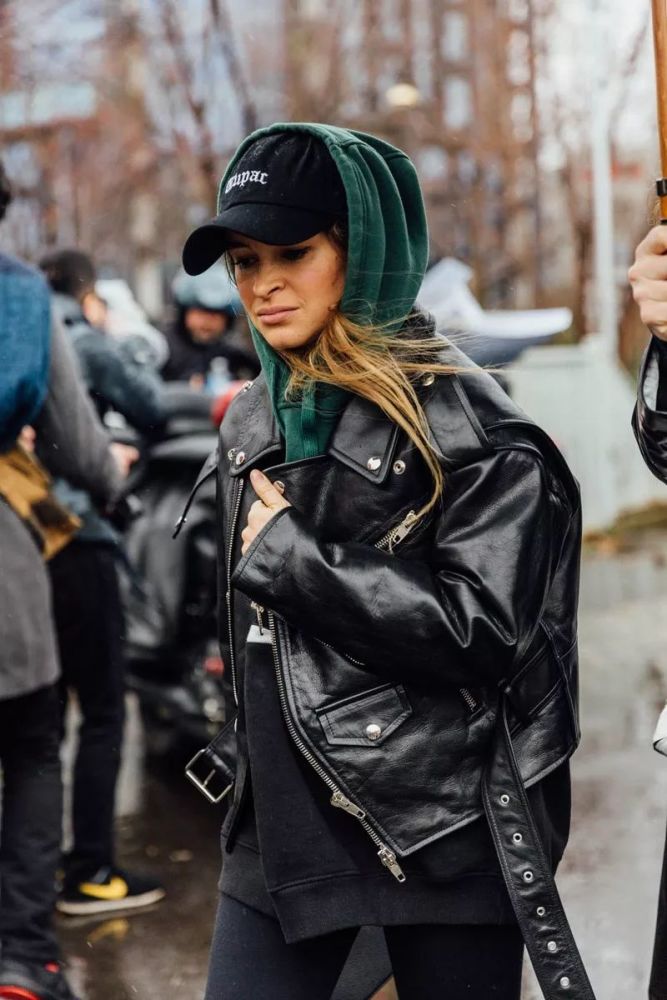 五组可以一键复制的搭配,让这件外套穿出新意