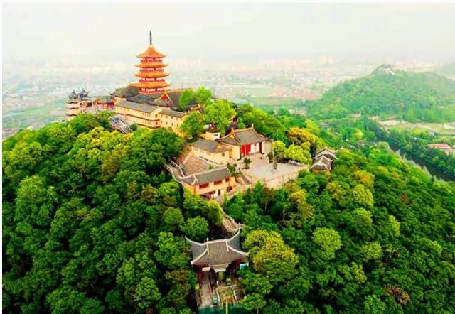 109米的狼山敢称"江海第一山",因为这是大势至菩萨的