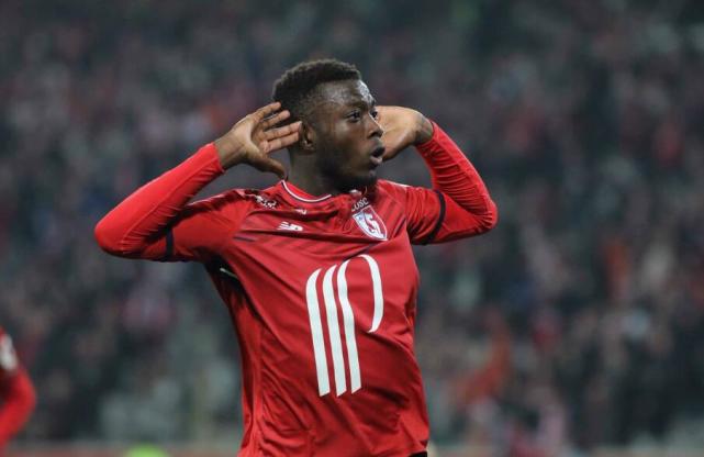 拜仁复兴还靠买买买:阿森纳真核领衔 再挖德甲