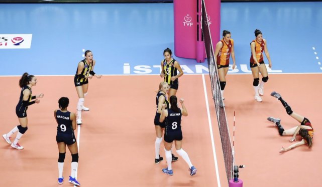 费内巴切零封加拉塔萨雷 博斯20分伊萨奇巴希