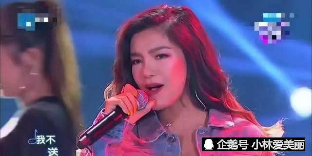 超女亚军谭维维成导师点评冠军江映蓉，满满都是心酸