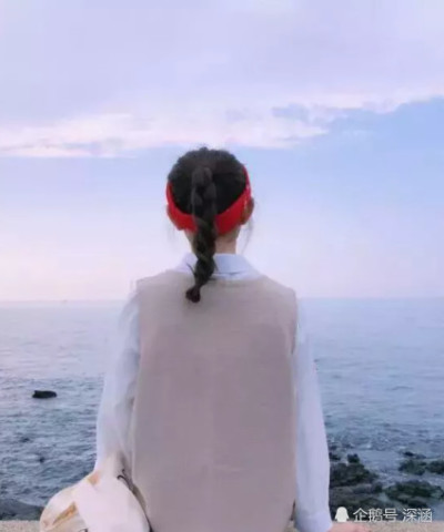 00后最爱·背影杀·壁纸:待你长发及腰,做个"背影杀手"可好