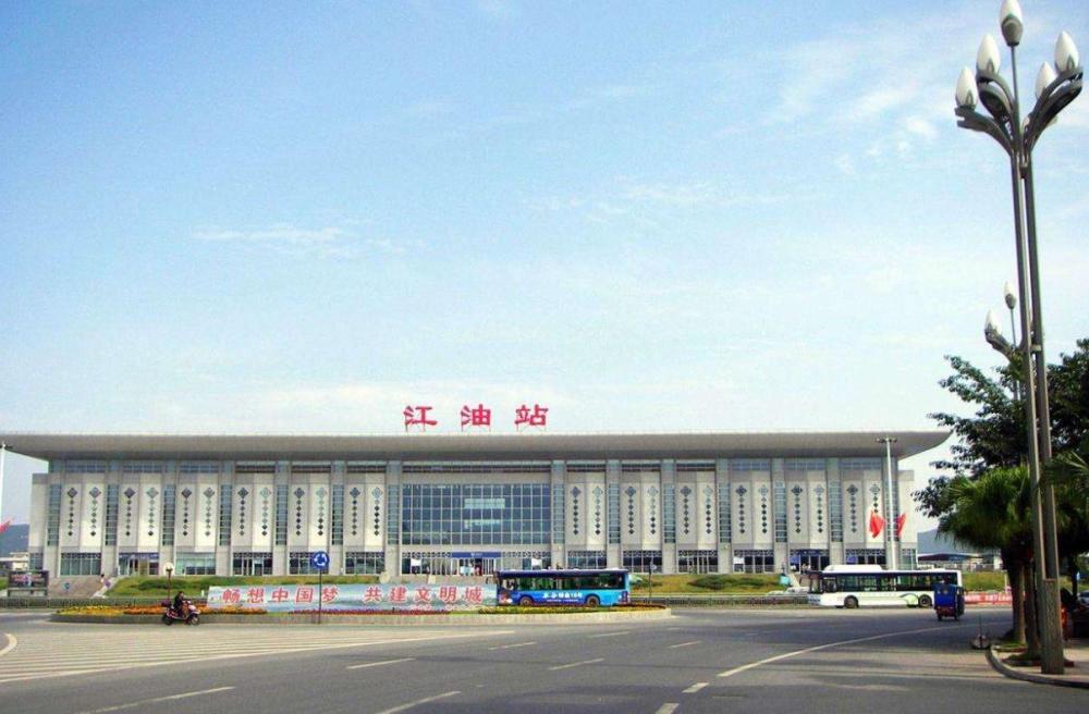 中国最"牛"县,有14个火车站,3个高铁站,飞机场也即将开建