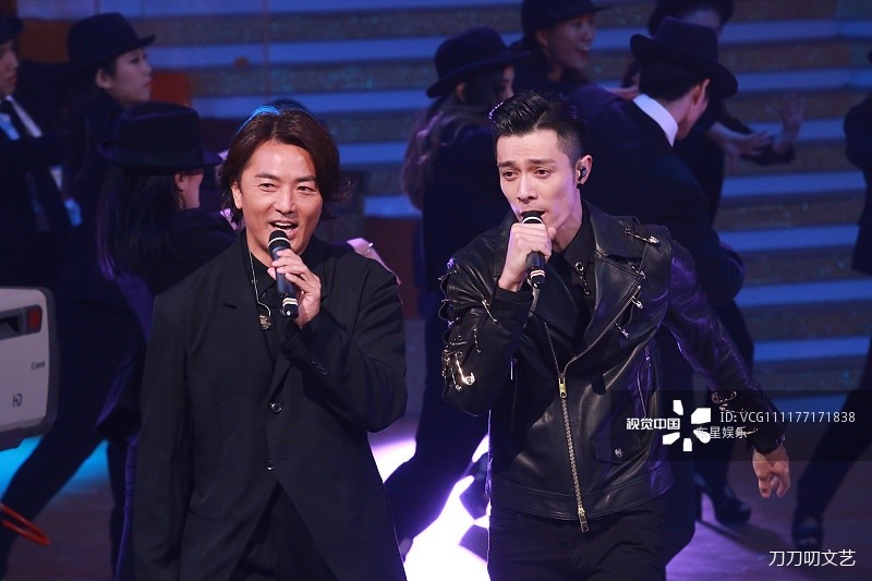 实至名归!袁伟豪黄智雯夺TVB视帝视后,新一代