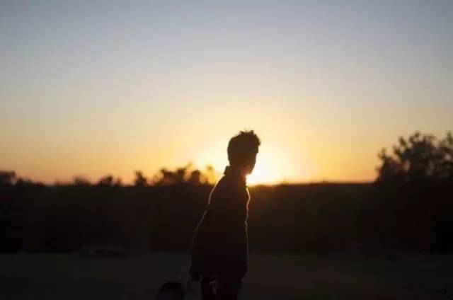 【夜读】生命里最难熬的那段时光， 你是如何度过的_订阅_腾讯网