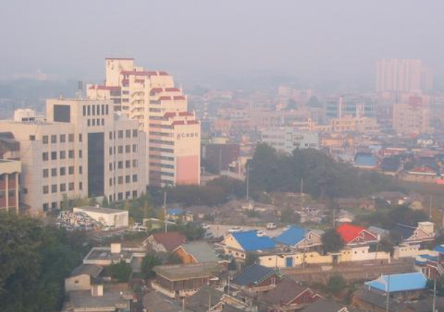 汉城面积人口_水浒好汉城图片(3)