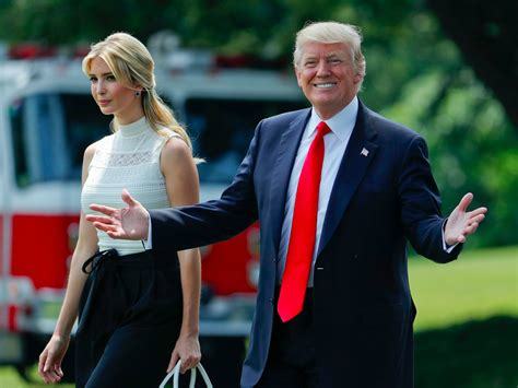 女儿用私人邮件处理工作,特朗普炮轰希拉里那