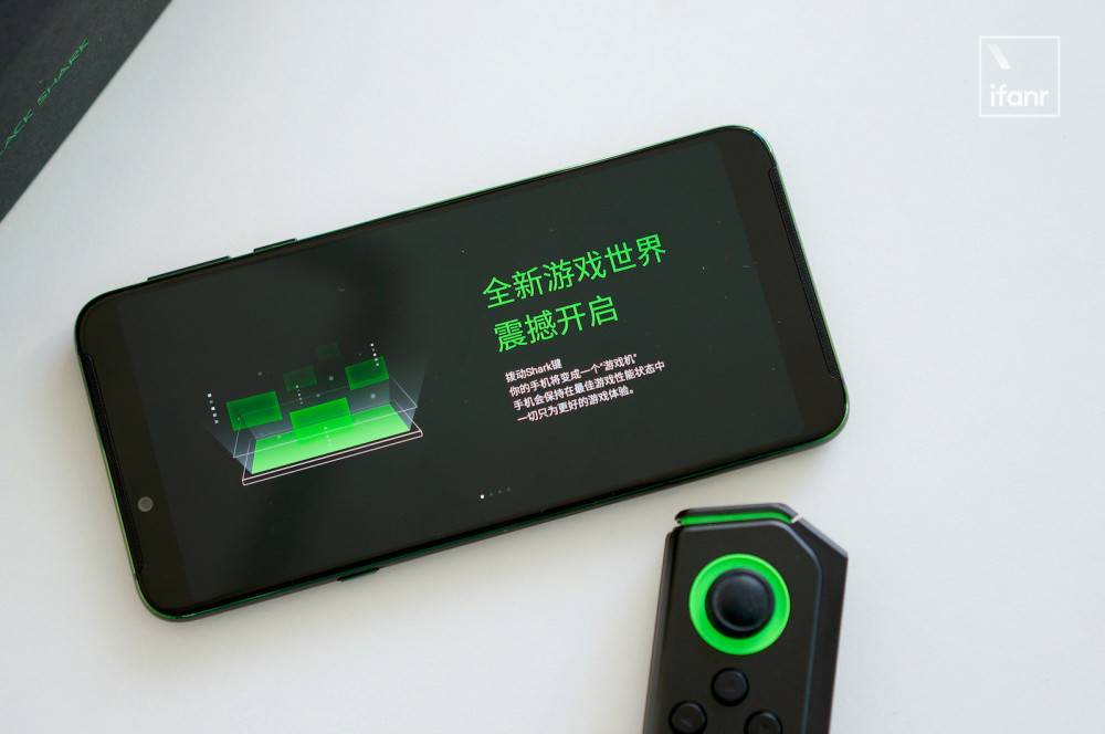 黑鲨游戏手机 Helo 体验:比上一款更完善的游戏