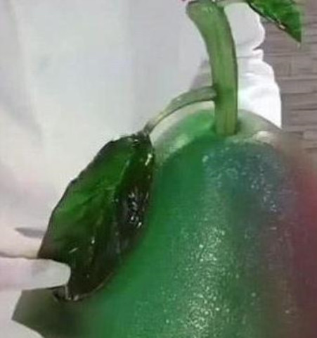 640