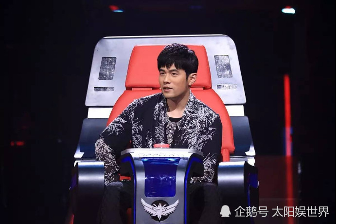 周杰伦看完《甄嬛传》后，写下这首歌火到现在，还被用作高考题目