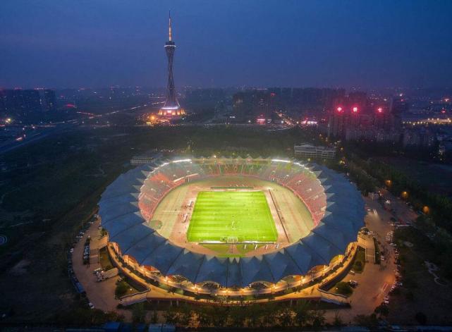 中乙升班马将建6万人专业足球场 大半个中超都