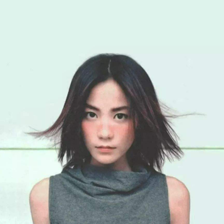 本以为王菲很"清冷"呢,直到了解她帮助过的人,李健梁博上榜!