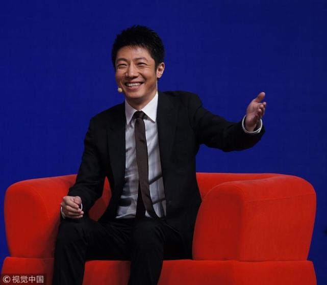 撒贝宁在央视舞台学猴子叫,把主持人也给带偏了